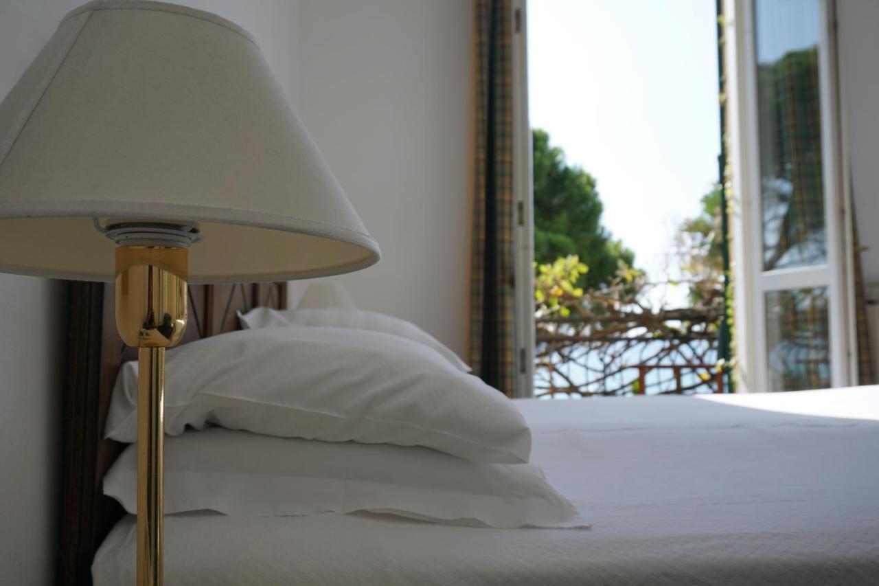 Hotel Beau Rivage Alassio Esterno foto