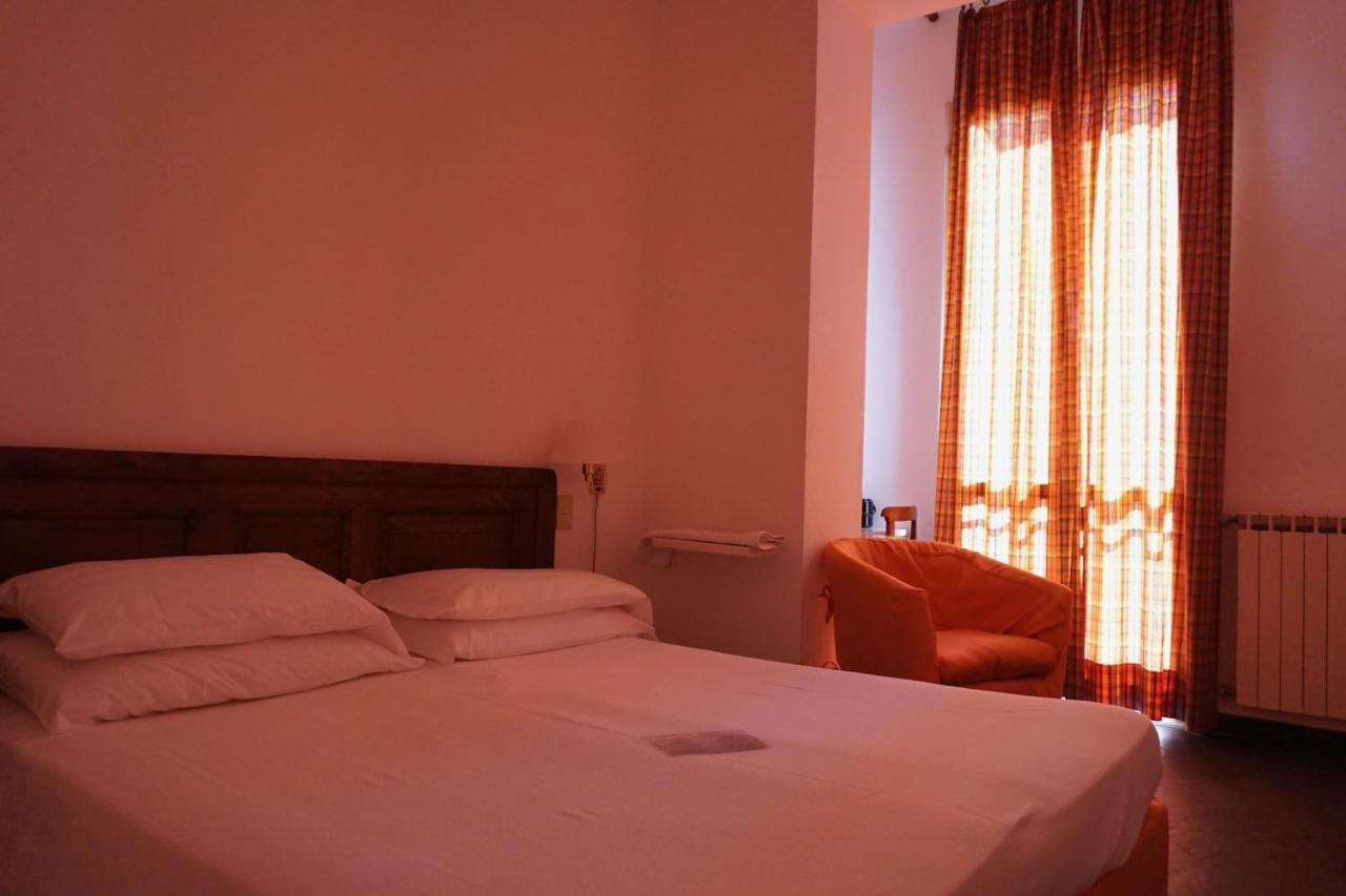Hotel Beau Rivage Alassio Esterno foto
