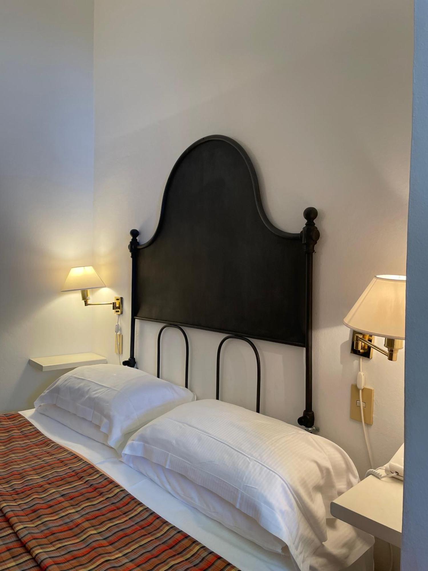 Hotel Beau Rivage Alassio Esterno foto