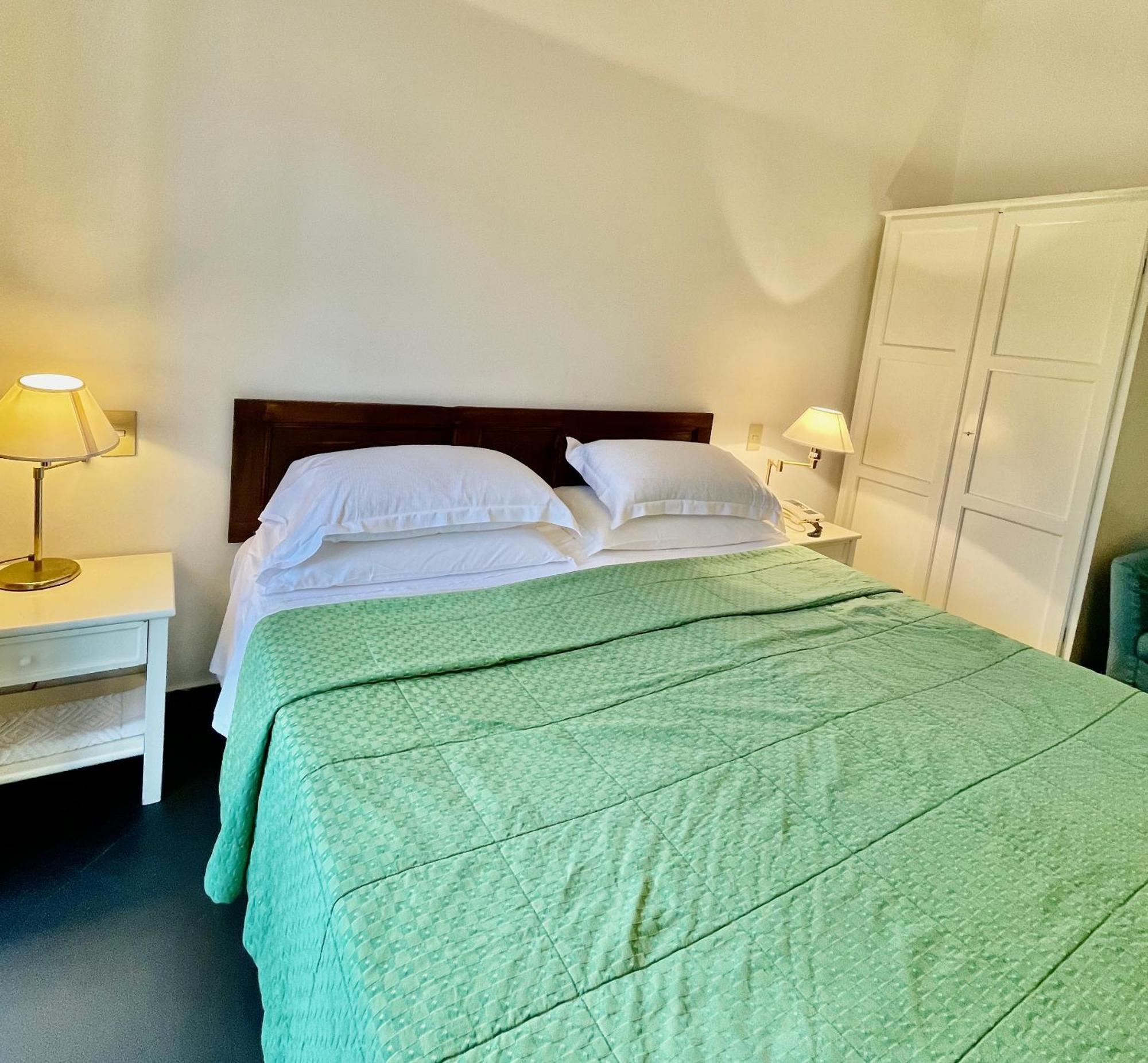 Hotel Beau Rivage Alassio Esterno foto